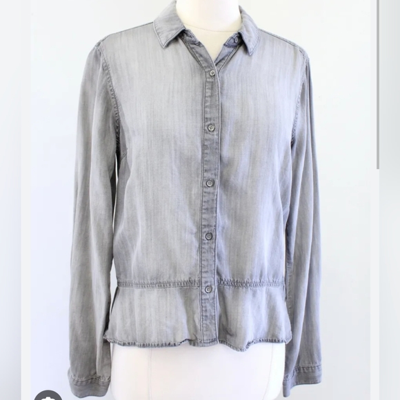 Anthropologie Grey Chambray Peplum Top - Picture 3 of 6